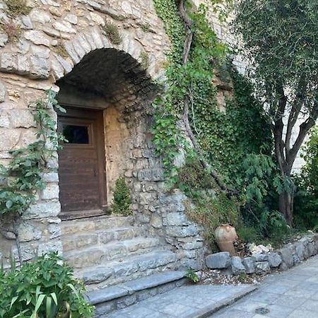 Les Matelles : Charmant Logement En Pierres 外观 照片